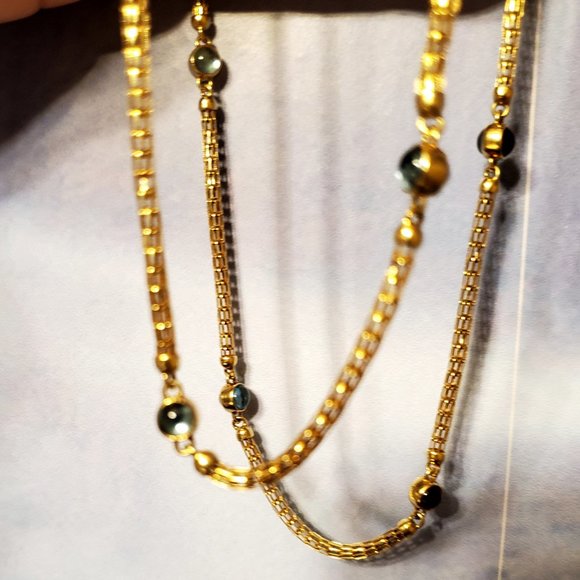 Jewelry - 14K  YELLOW  GOLD  AMETHYST  &  TOPAZ  NECKLACE.